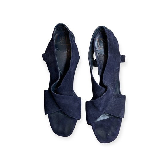 Diane Von Furstenberg navy suede sling back heel 8 1/2 - Picture 2 of 4